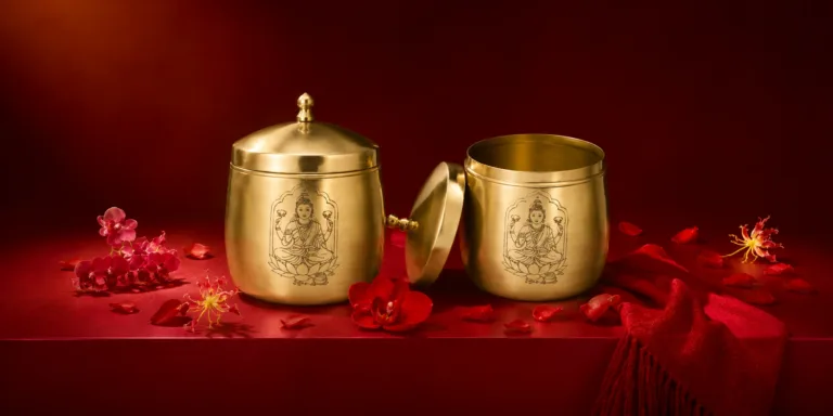lakshmi flask